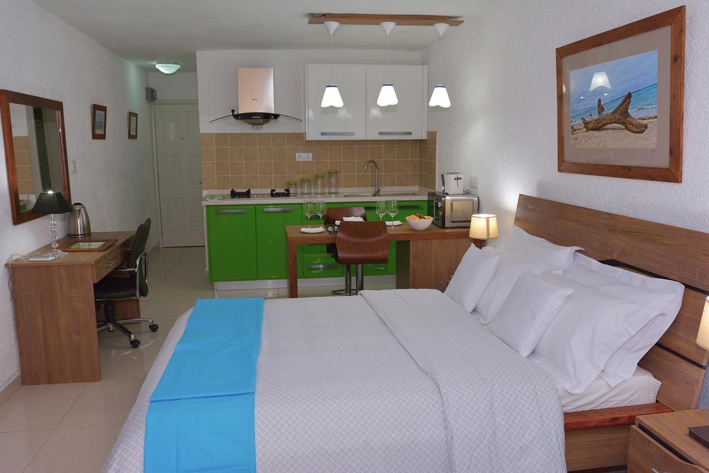 Silverleaf Service Apartments Flic-en-Flacq Zewnętrze zdjęcie